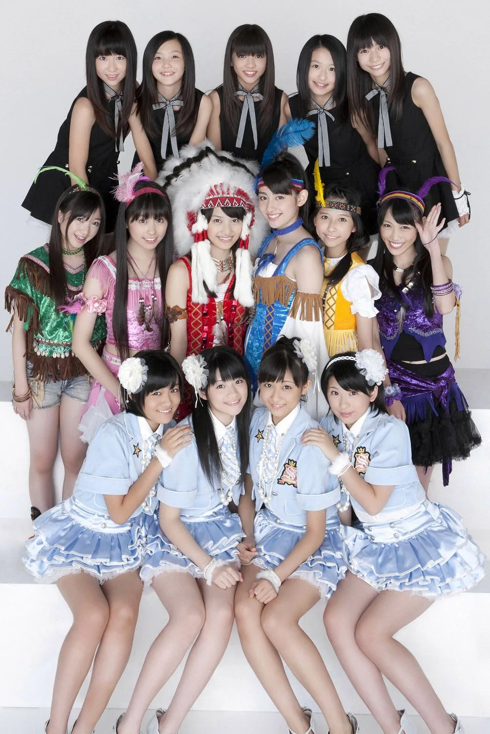 [YS Web] Vol.380 Album ảnh "ももいろクローバー スマイレージ" Phong cách của các cô gái Tokyo - 1