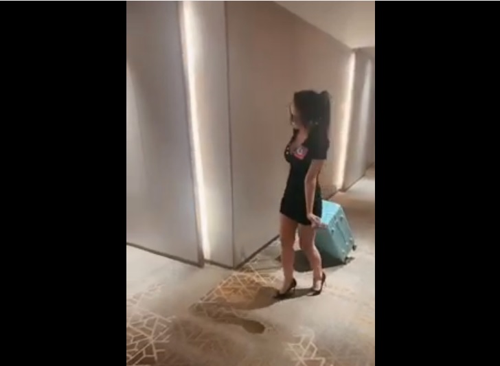 Hiếp dâm em gái xinh đẹp =)) - Clip Hot Việt