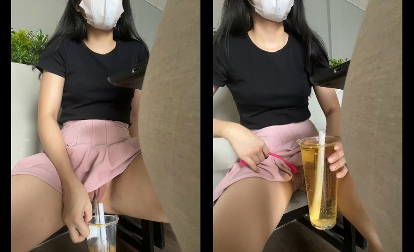 Clip: Mang đồ chơi vào quán trà sữa nghịch sướng quá em đái đầy cốc nước luôn – Mina Mi - Clip Hot Việt