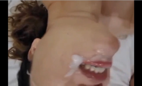Hậu chống dịch với chị máy bay. - Clip Hot Việt